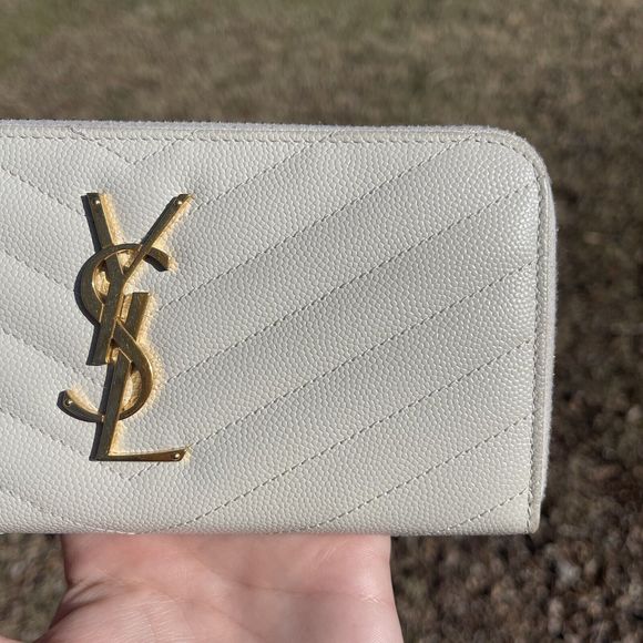 Saint Laurent YSL Cassandre Matelasse Zip Around Wallet Leather White And Gold - Picture 14 of 15